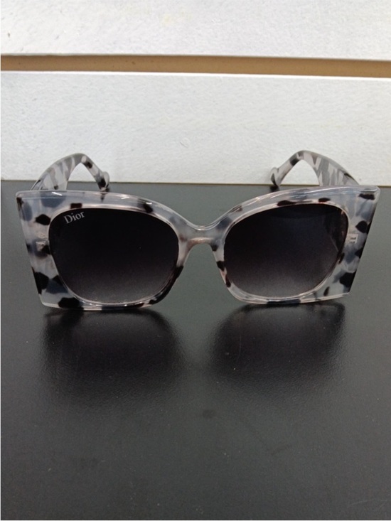 Dior Accessories - Dior Women’s Leopard-Pattern Oversized Sunglasses in Gray and Black